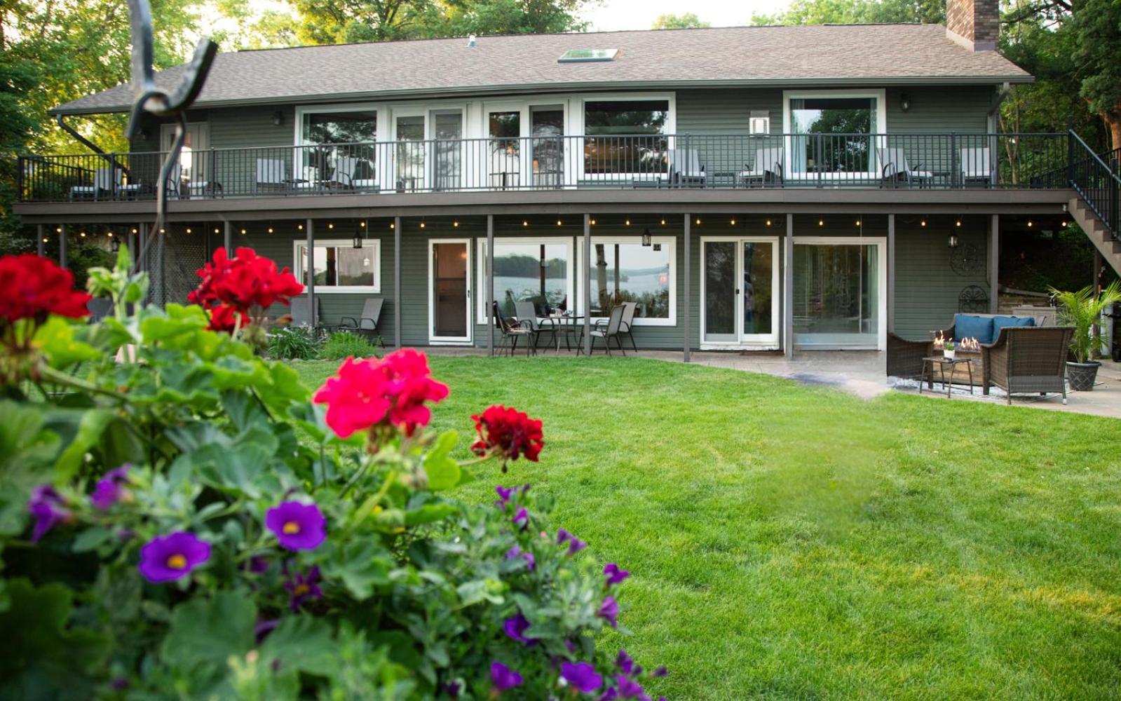 Inn On Lake Wissota Chippewa Falls Exterior photo