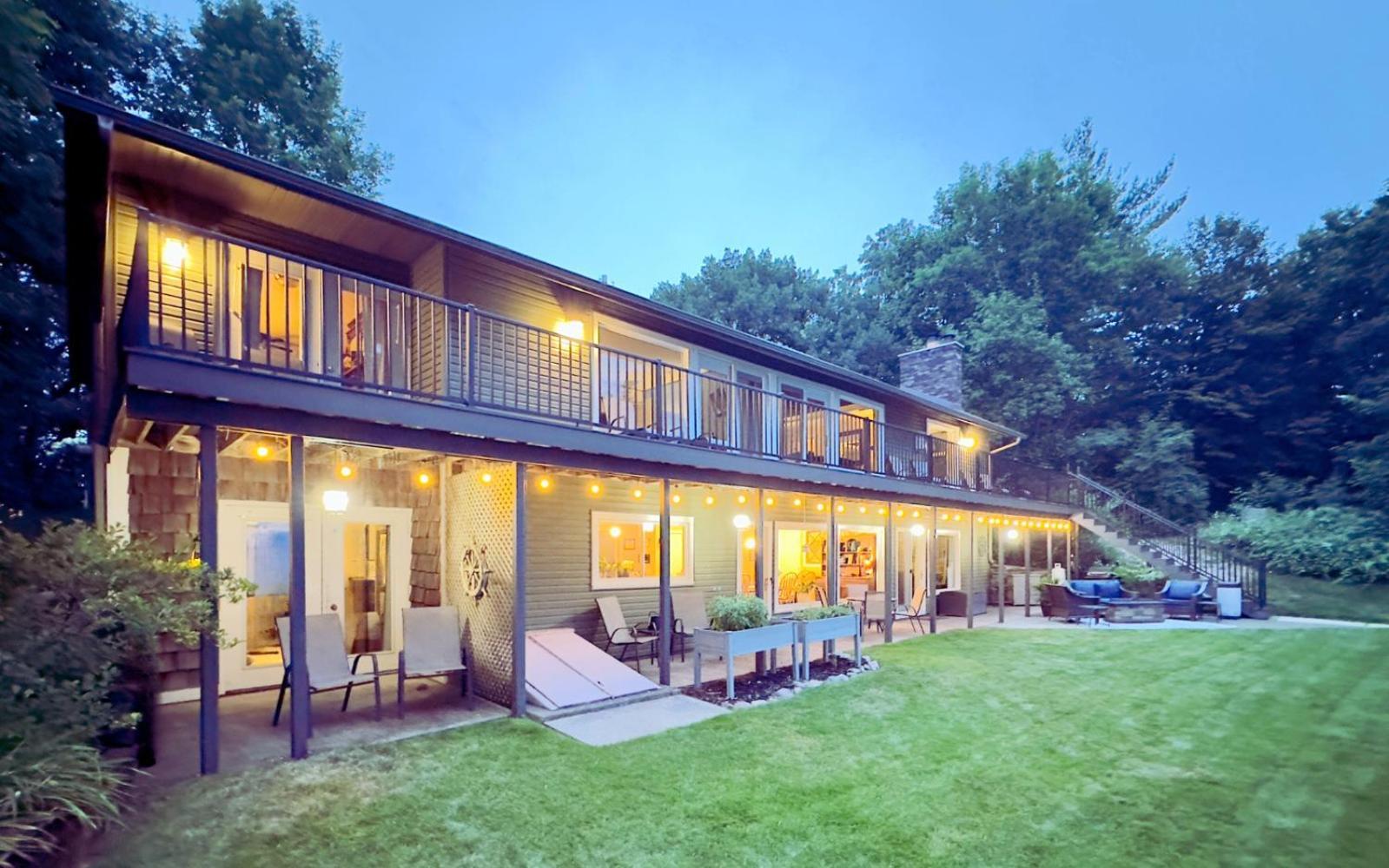 Inn On Lake Wissota Chippewa Falls Exterior photo